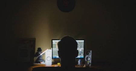 Zainstalował program, który miał pomóc w wypłacie kryptowaluty. Stracił 180 tys. zł