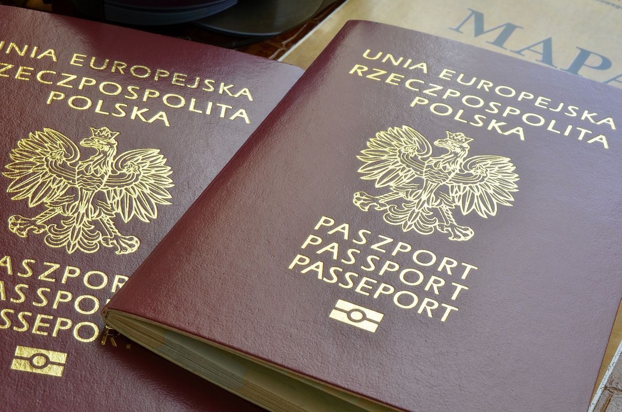 Sprawdź dokładnie paszport. Nie każdy jest taki sam
