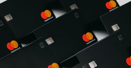 Revolut świętuje sukces. W grudniu Polacy wydali z jego pomocą 340 mln złotych