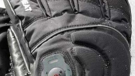 Gadżet na czasie - elektryczne rękawice [wideo] 1