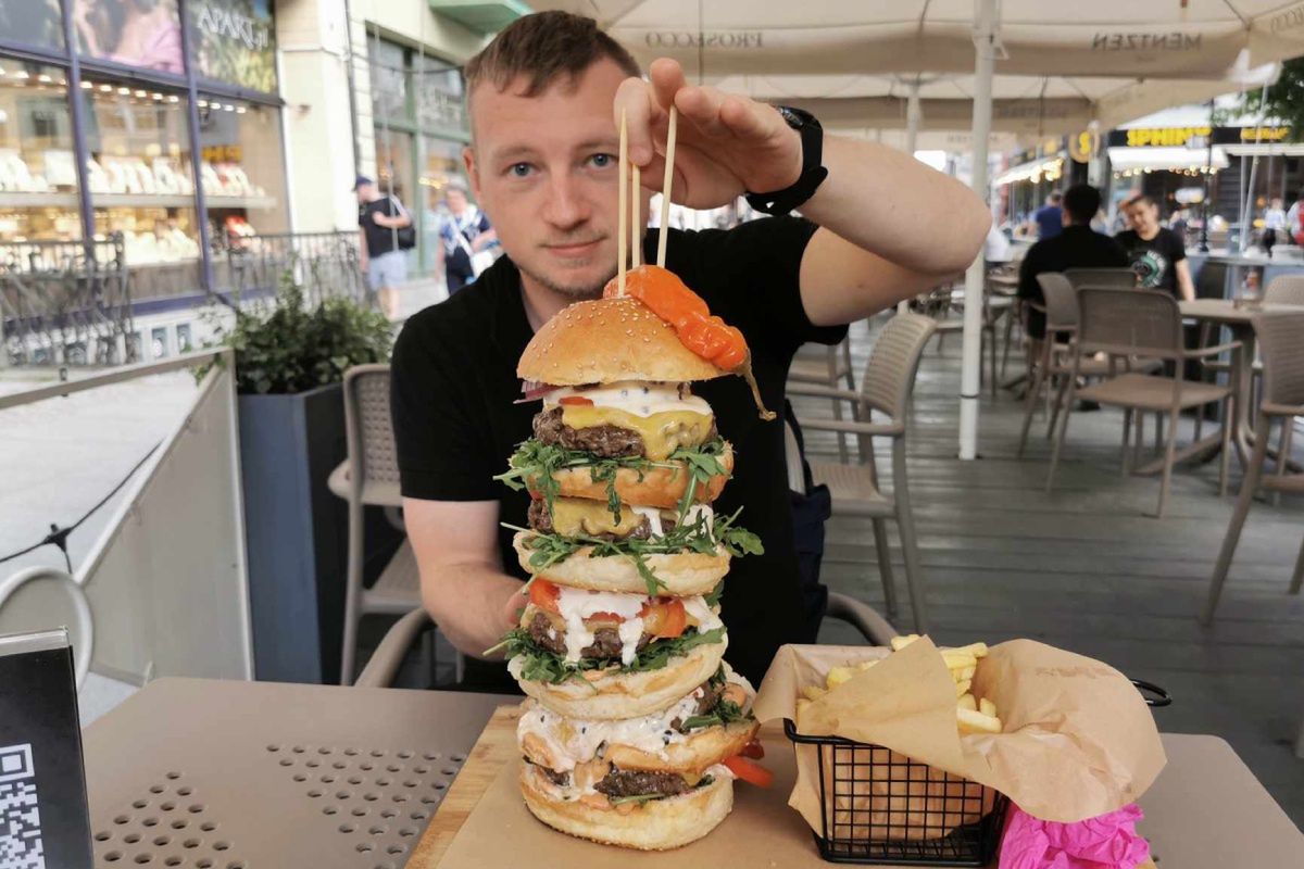 Burger za 150 zł u Mentzena. Ludzie podchodzili i robili zdjęcia