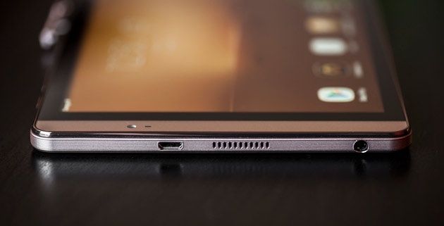 Huawei MediaPad M2 8.0 - góra