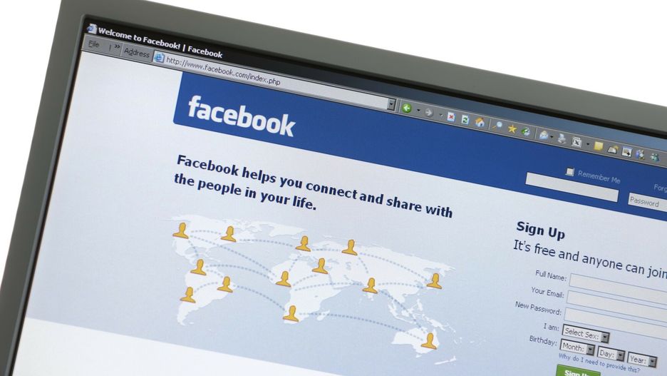 All Canada Photos HD June 2014Facebook welcome screen on a computer displayOleksiy Maksymenko