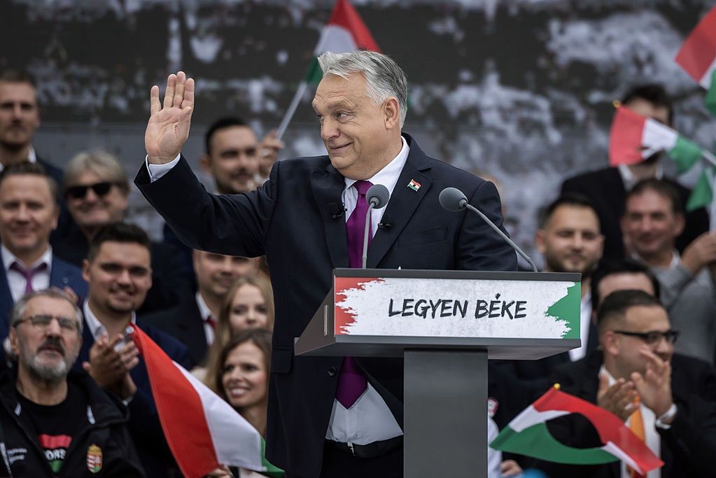 Budapeszt rusza z kampanią strachu. Gazetki o "wojnie" w skrzynkach