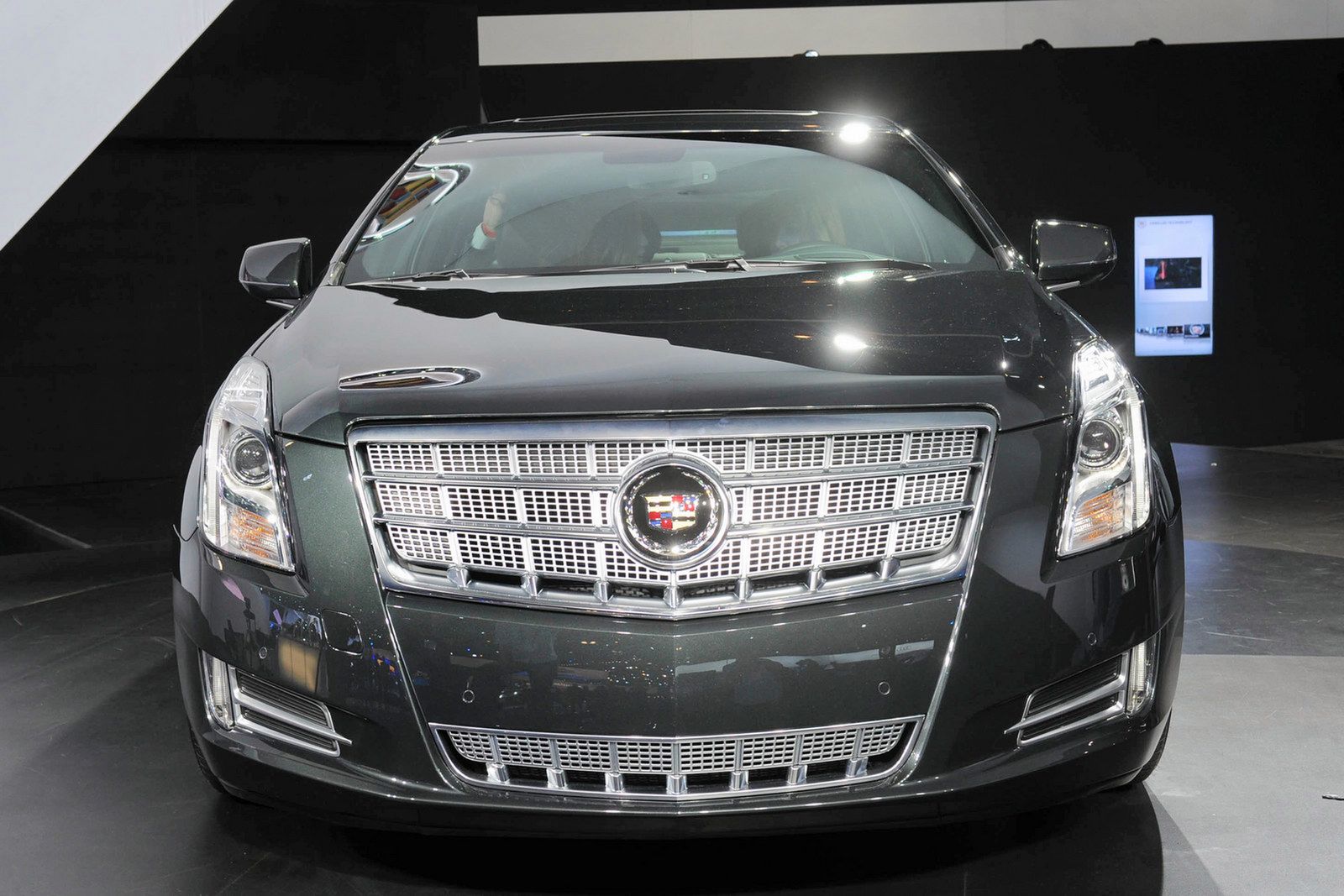 Cadillac XTS 2013