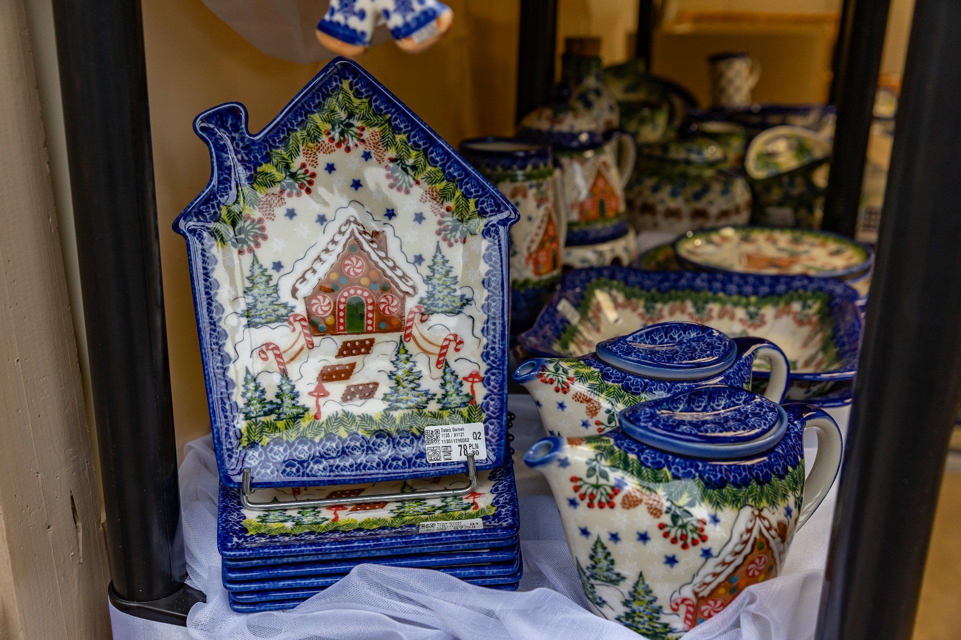 Magia świąt zawitała na Mały Rynek w Krakowie. Rozpoczął się wyjątkowy kiermasz