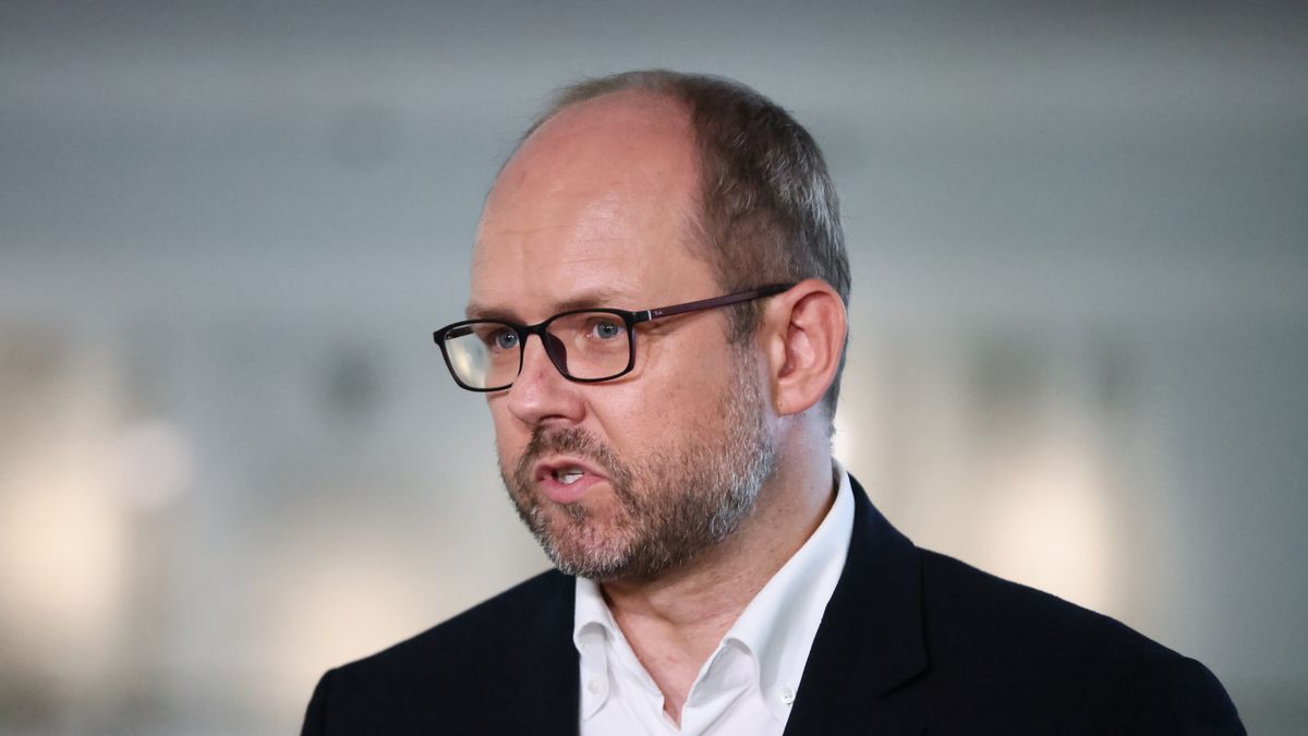 Warszawa, 19.08.2024. Poseł PiS Marcin Przydacz podczas konferencji prasowej w Sejmie w Warszawie, 19 bm. (ad) PAP/Leszek Szymański