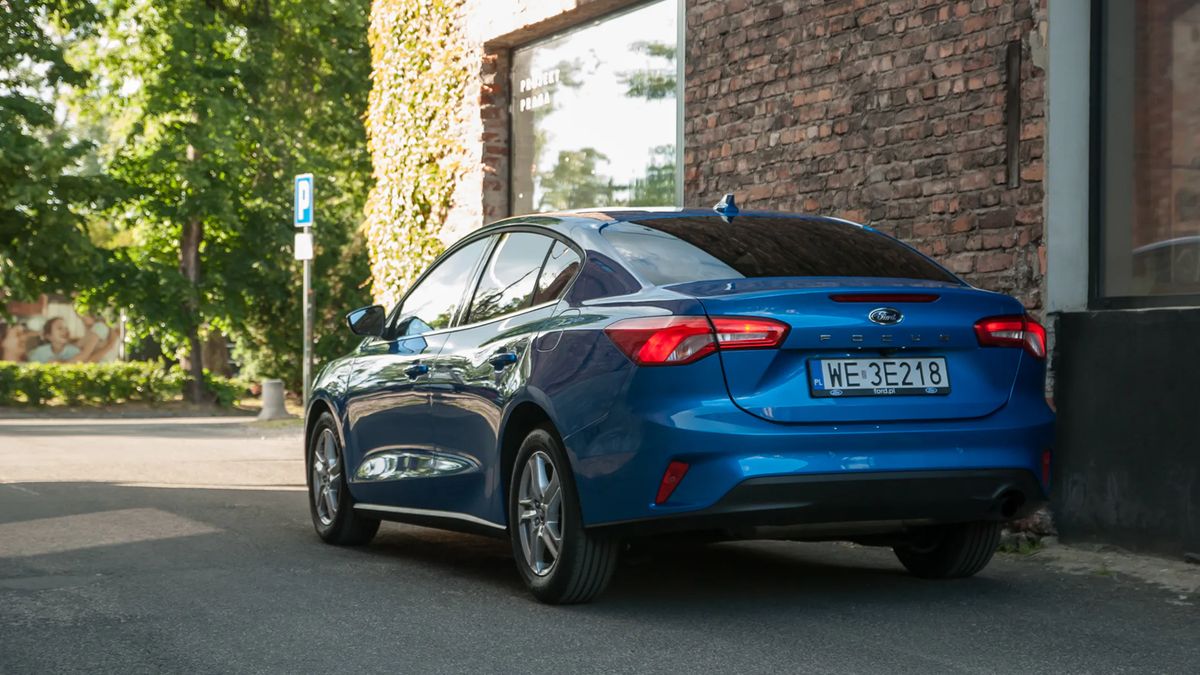 Ford Focus sedan