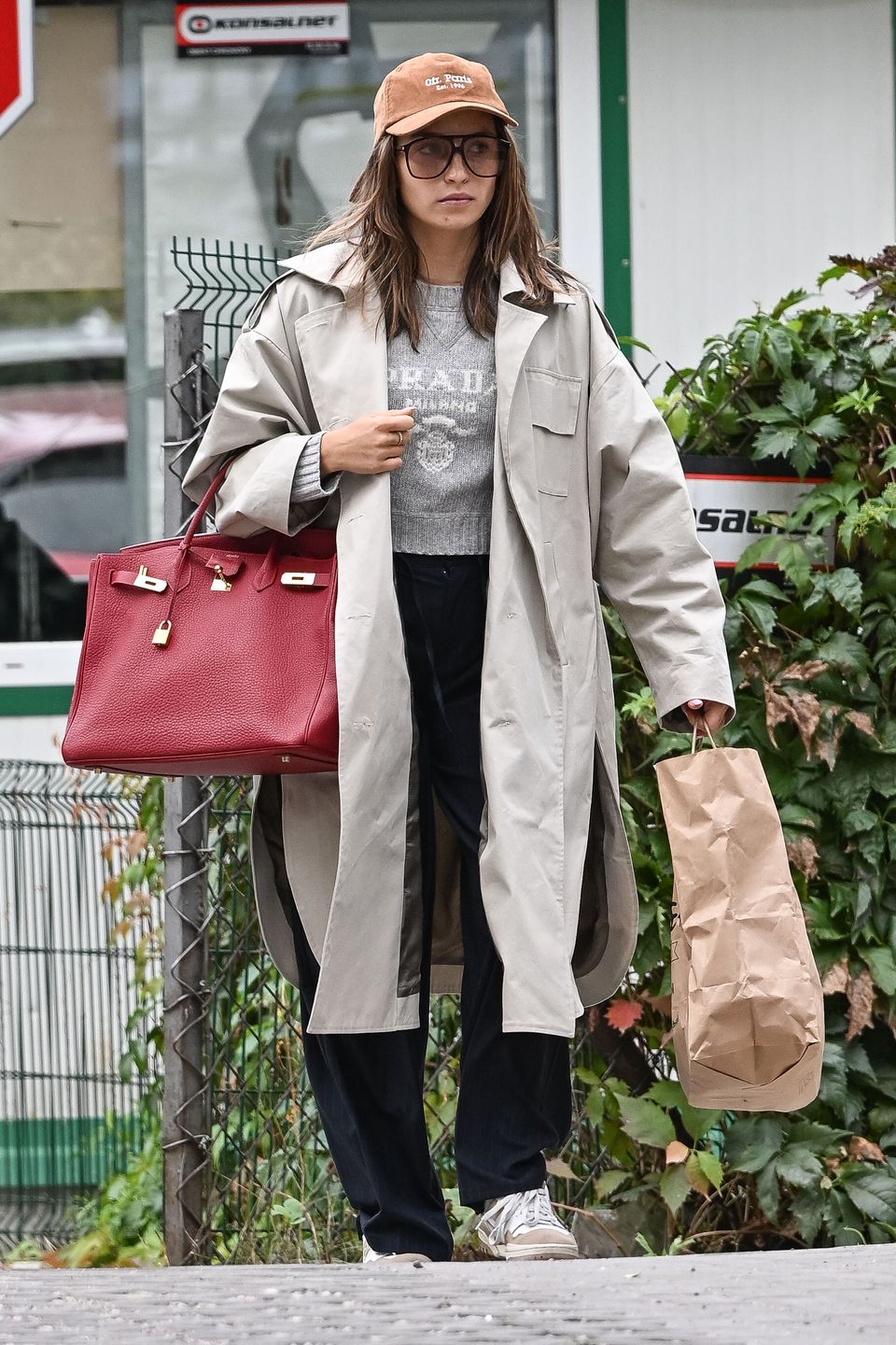 Julia Wieniawa z niezwykle kosztowną torebką