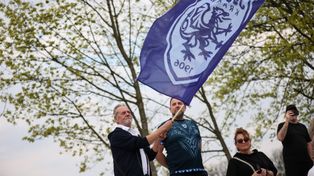 Juvenia Kraków ma swoich wielkich fanów. Dopisali na meczu z Pogonią