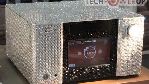 Thermaltake Luxa² LM300 Touch Pro pokryta kryształami 1