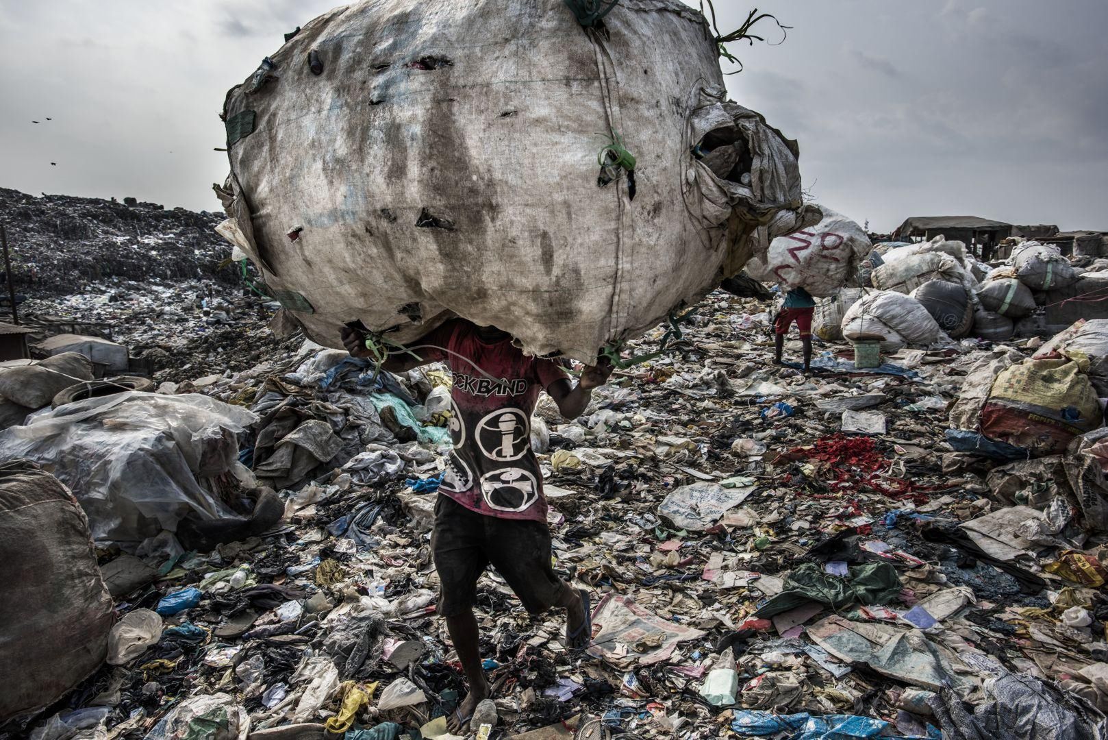 Znamy zwycięzcę World Press Photo 2018. Ronaldo Schemidt został Fotografem Roku 18