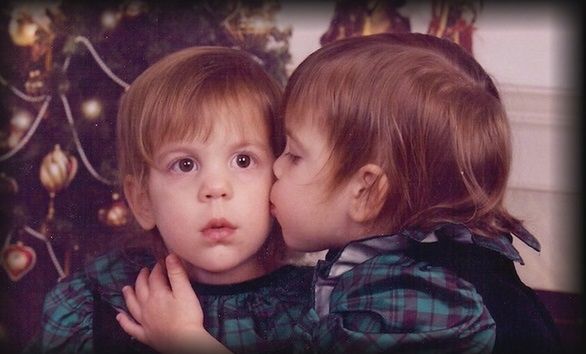 Transseksualni mężczyźni urodzili się jako jednojajowe bliźniaczki 