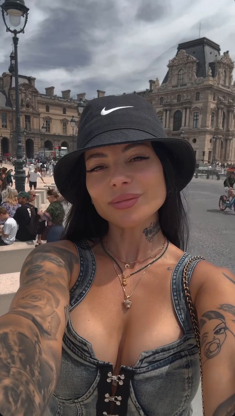 Sylwia i Akop Szostakowie chwalą się wypadem do Paryża