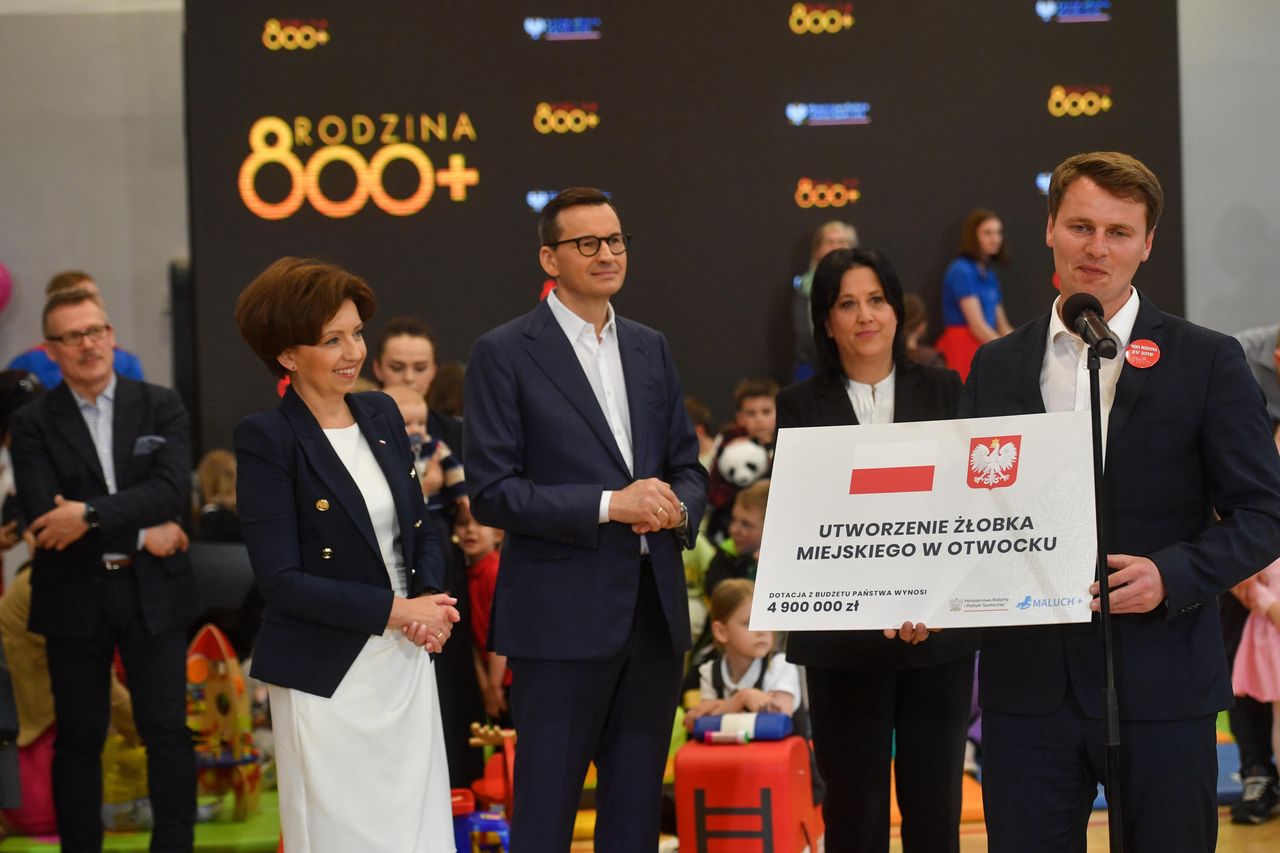 800 plus vs. Kindergeld w Niemczech. Porównujemy świadczenia