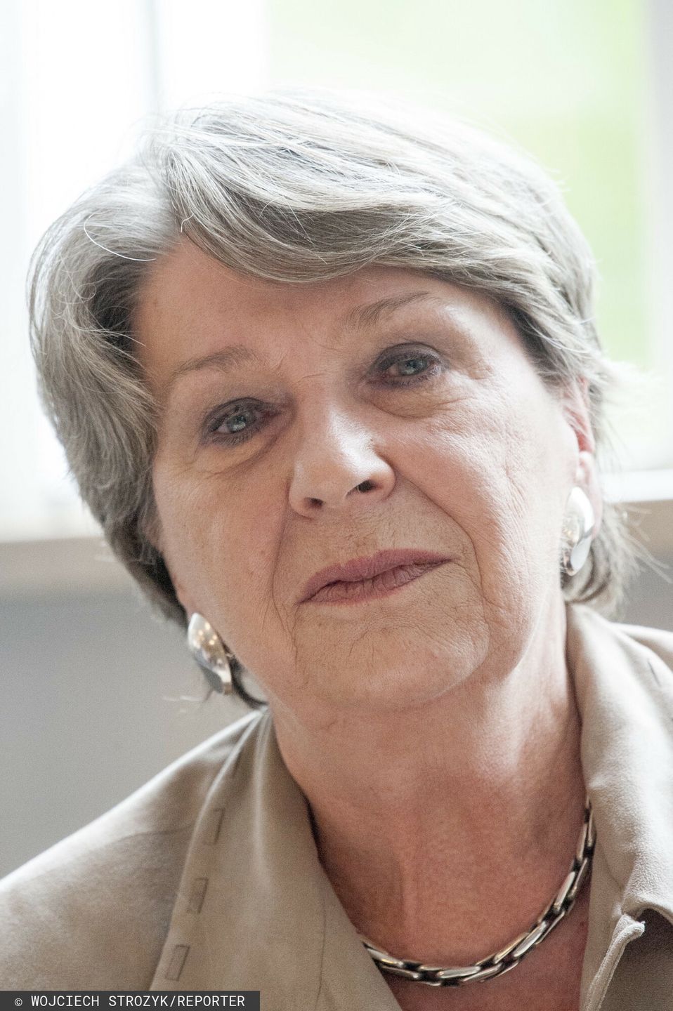 Irena Eris