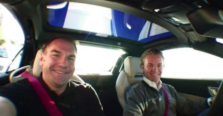 Nico Rosberg testuje najnowszego Mercedesa SLK [wideo]