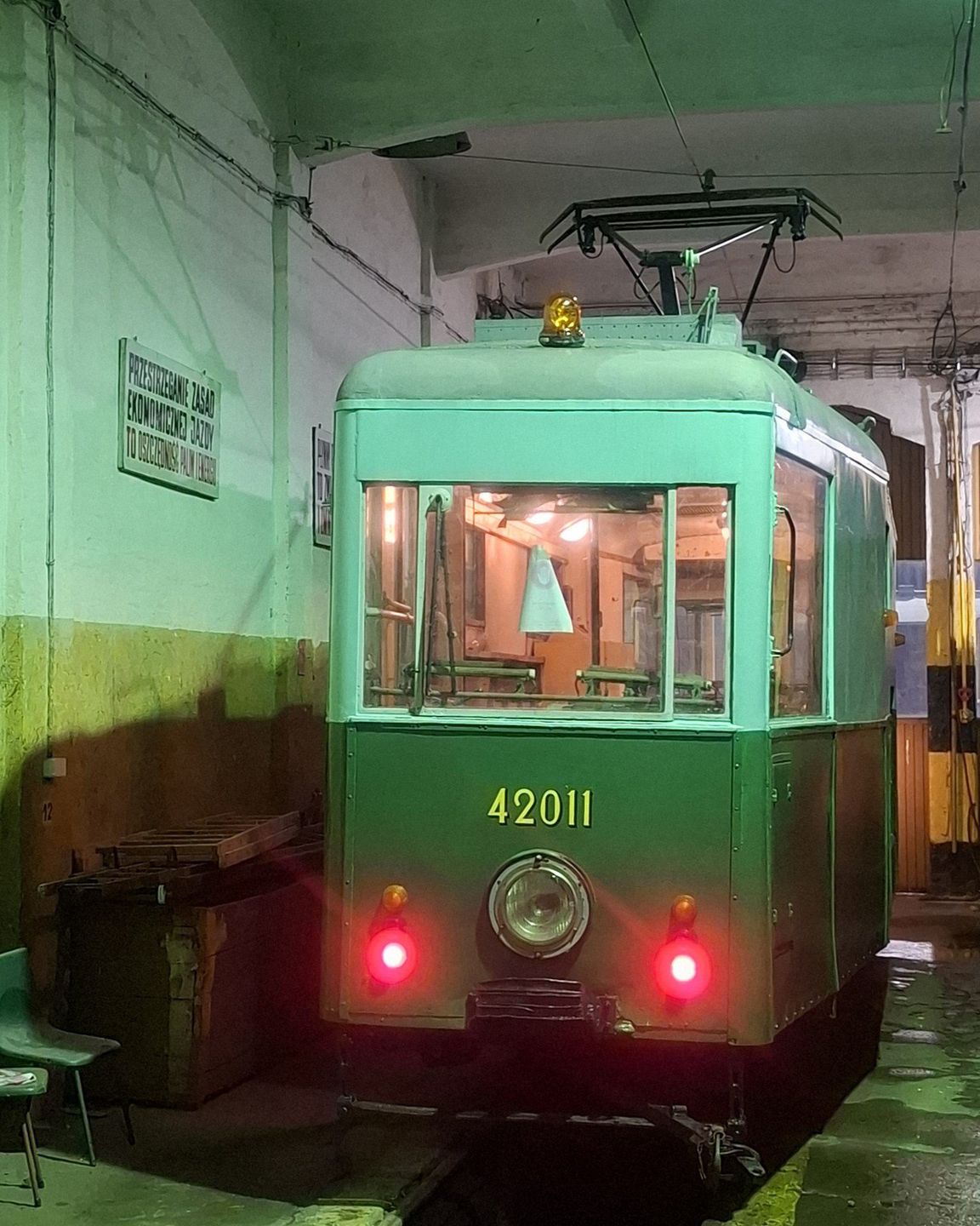 Na Brusie nie tylko odnawiane są stare tramwaje, ale także można tu zobaczyć pokaźną kolekcję zabytkowych autobusów
