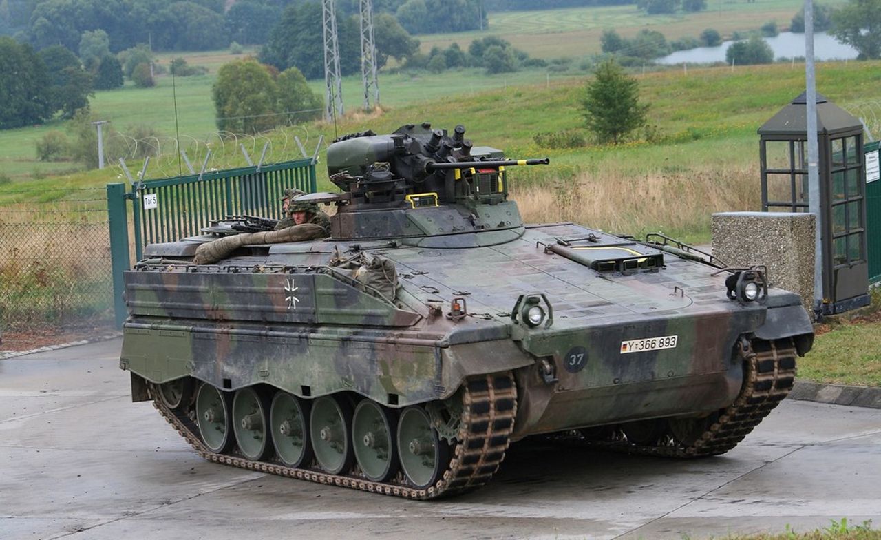 USA i Niemcy postanowiły. Wozy bojowe Bradley i Marder trafią do Ukrainy