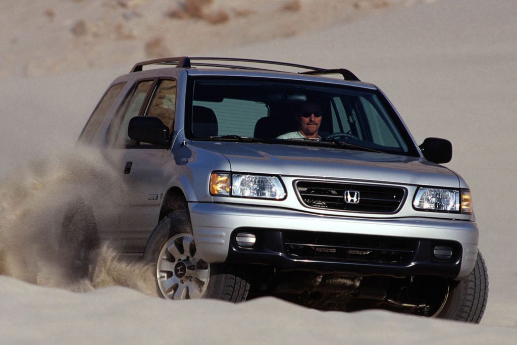 Honda Passport to Opel Frontera lub Isuzu Rodeo
