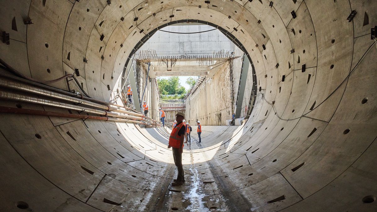 29.06.2021 Lodz , tunel srednicowy , budowa .
Fot. Marcin Stepien / Agencja Gazeta
Fot. Marcin Stepien / Agencja Gazeta
tbm, drazenie tunelu, pkp, kolej szybkich predkosci