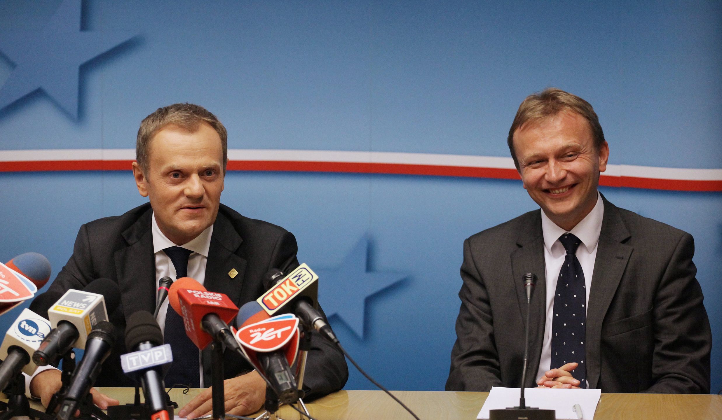 Bruksela, 29.06.2012. Premier Donald Tusk i ówczesny minister ds. europejskich Piotr Serafin