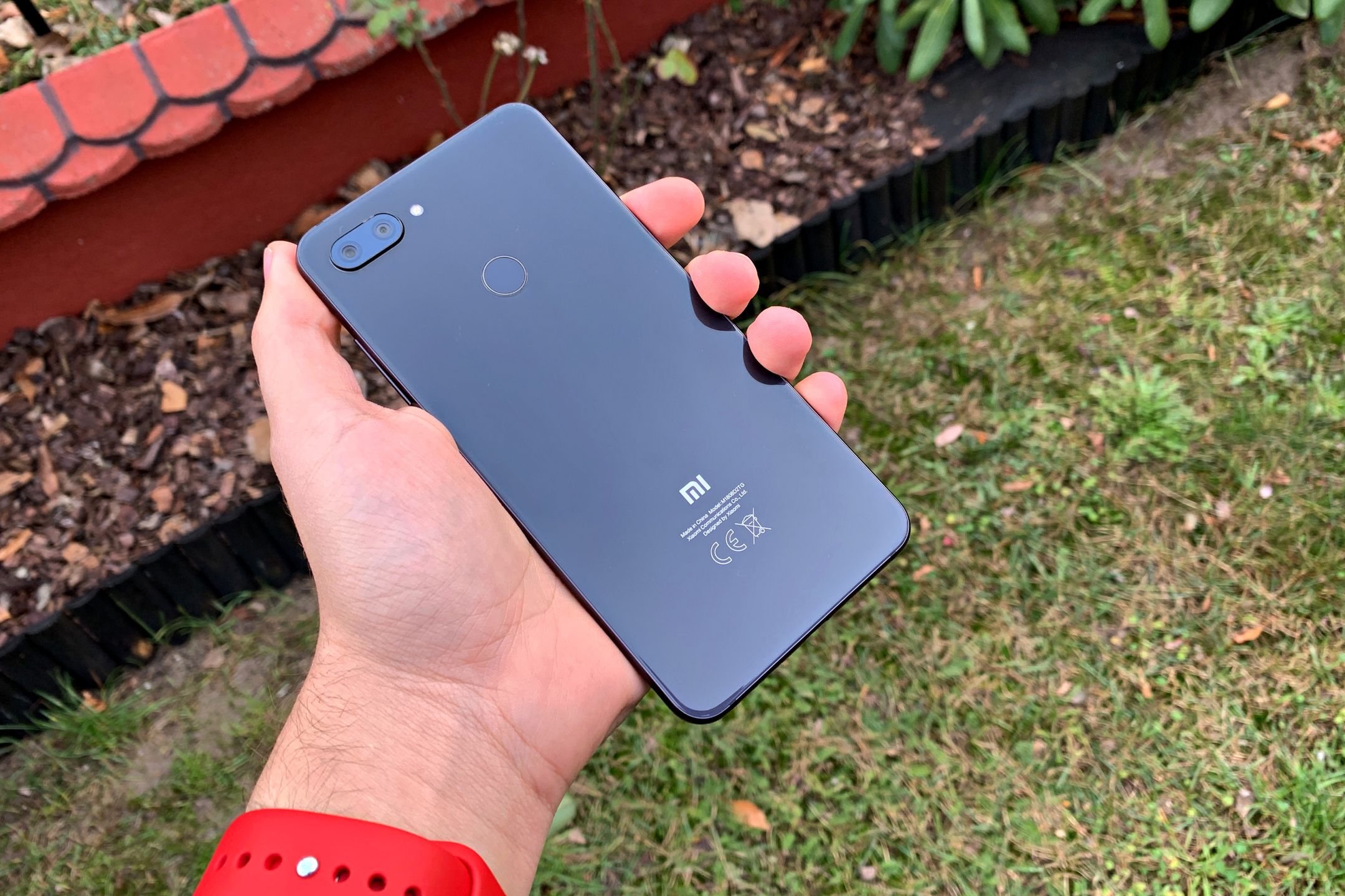 Xiaomi Mi 8 Lite – test. Sprawdziliśmy, czy warto kupić tańszą wersję topowego smartfonu 4