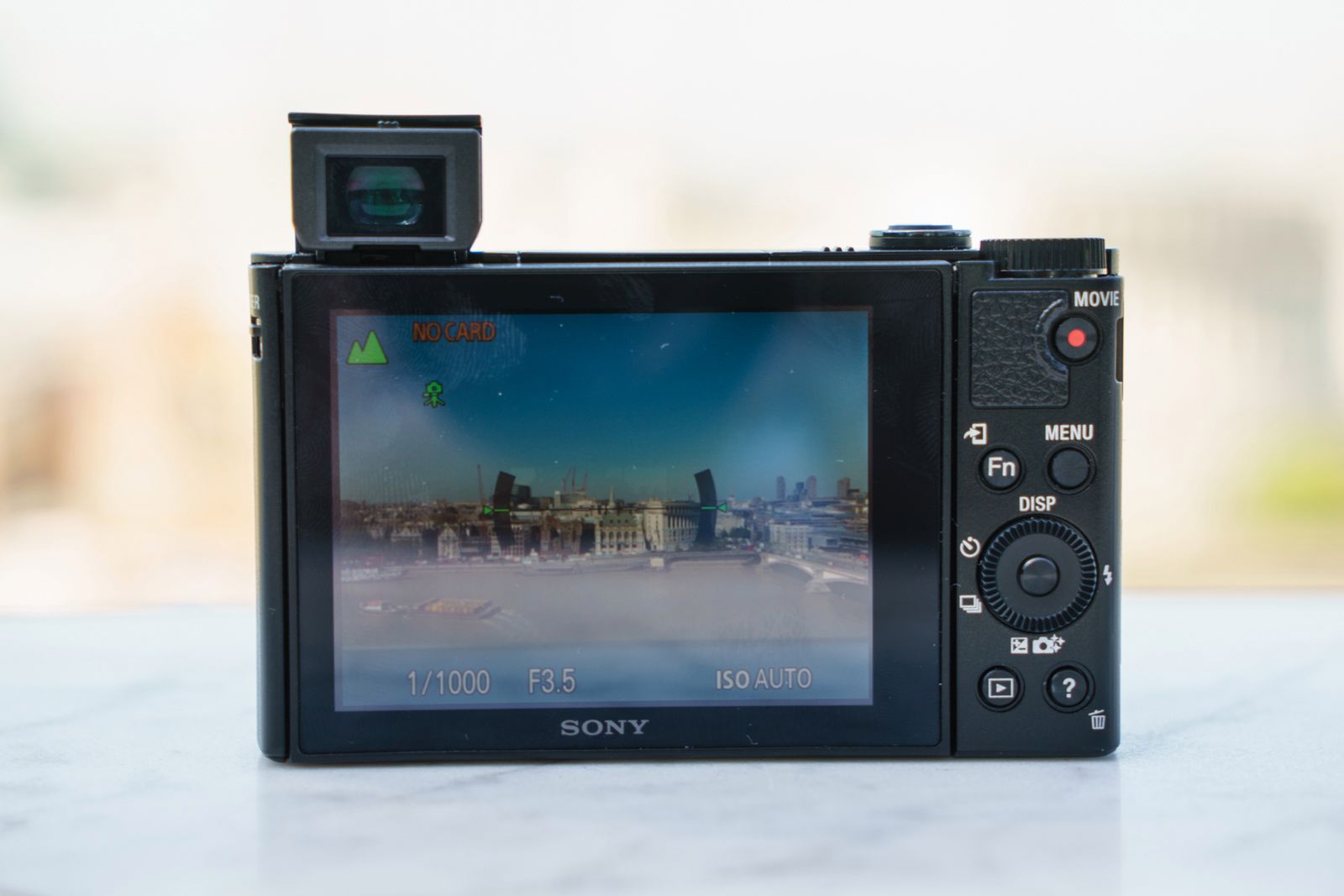Sony HX90 – pierwsze wrażenia z premiery 9