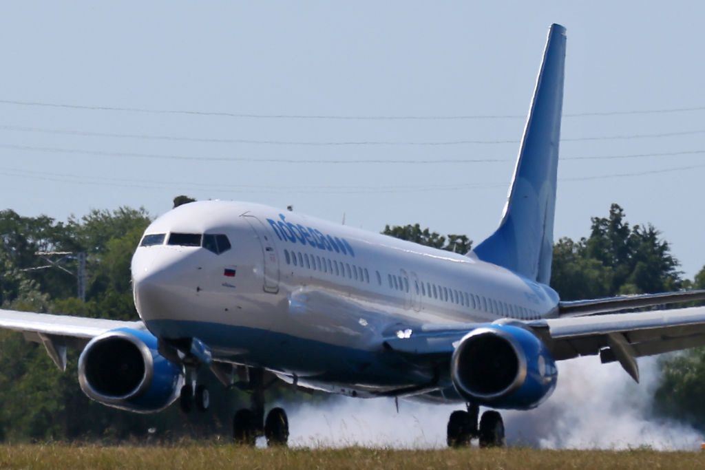 Samolot należący do linii Pobeda Airlines