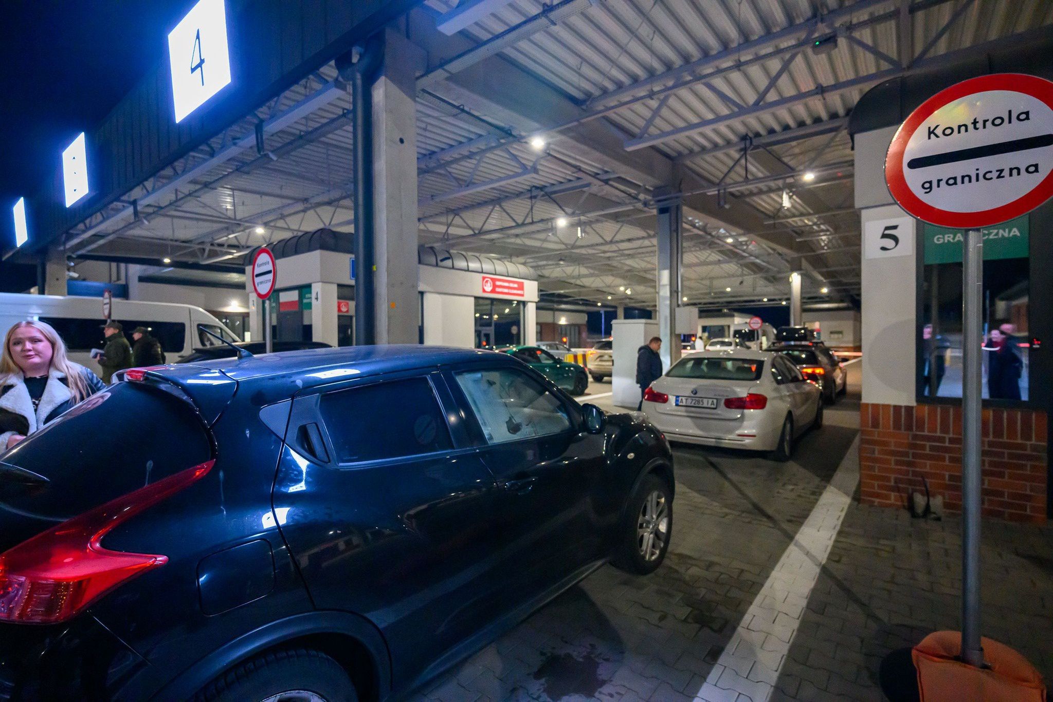 Ruch na nowo otwartym przejściu granicznym z Ukrainą