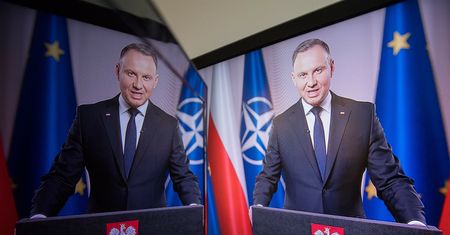 Pomysł Andrzeja Dudy zaskakuje PiS. W partii wysyłają SMS-y pełne złośliwości