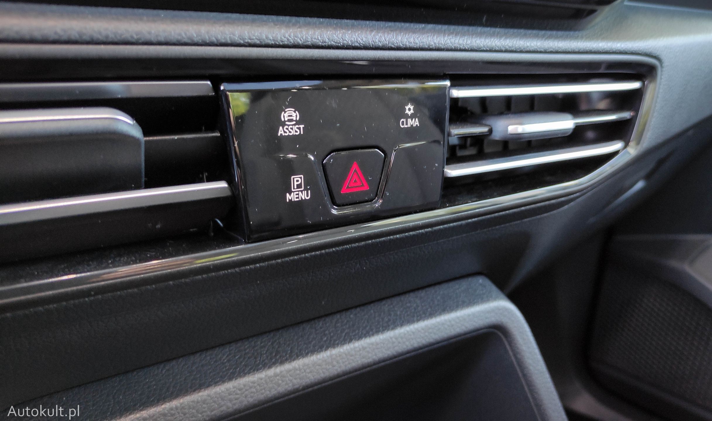 Volkswagen Caddy Dark Label