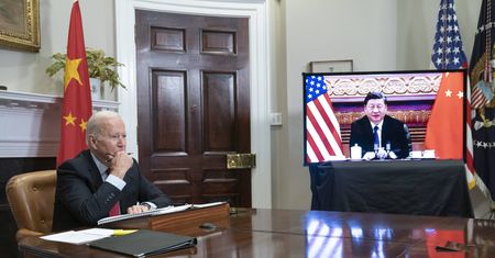 Zaostrza się globalna wojna o chipy. USA uderzają w Chiny