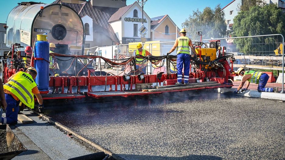 Częstochowa. Na ulicy Mirowskiej praca wre.