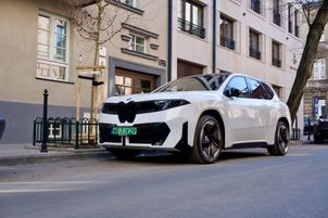 BMW iX3 pokazuje, jak powinna wyglądać jazda "elektrykiem"