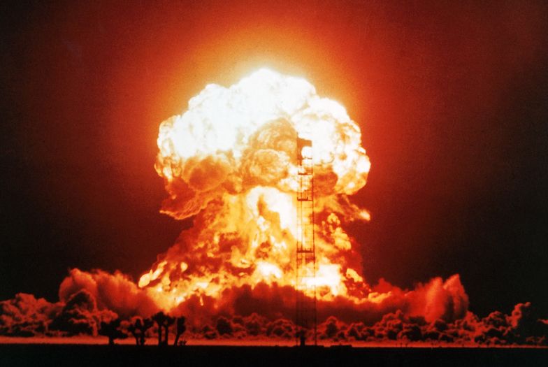 Test nuklearny USA na poligonie Nevada.