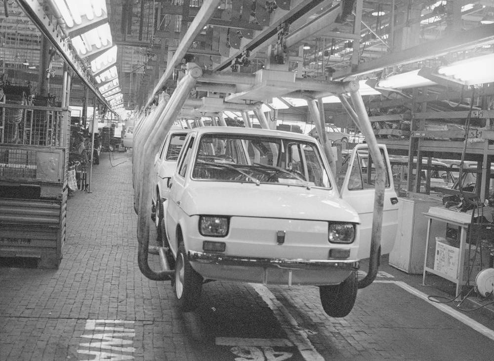 Fiat 126p na linii produkcyjnej
