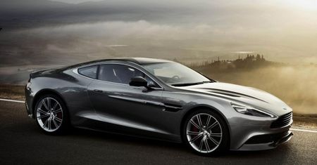 Aston Martin stracił 24,6 mln funtów!