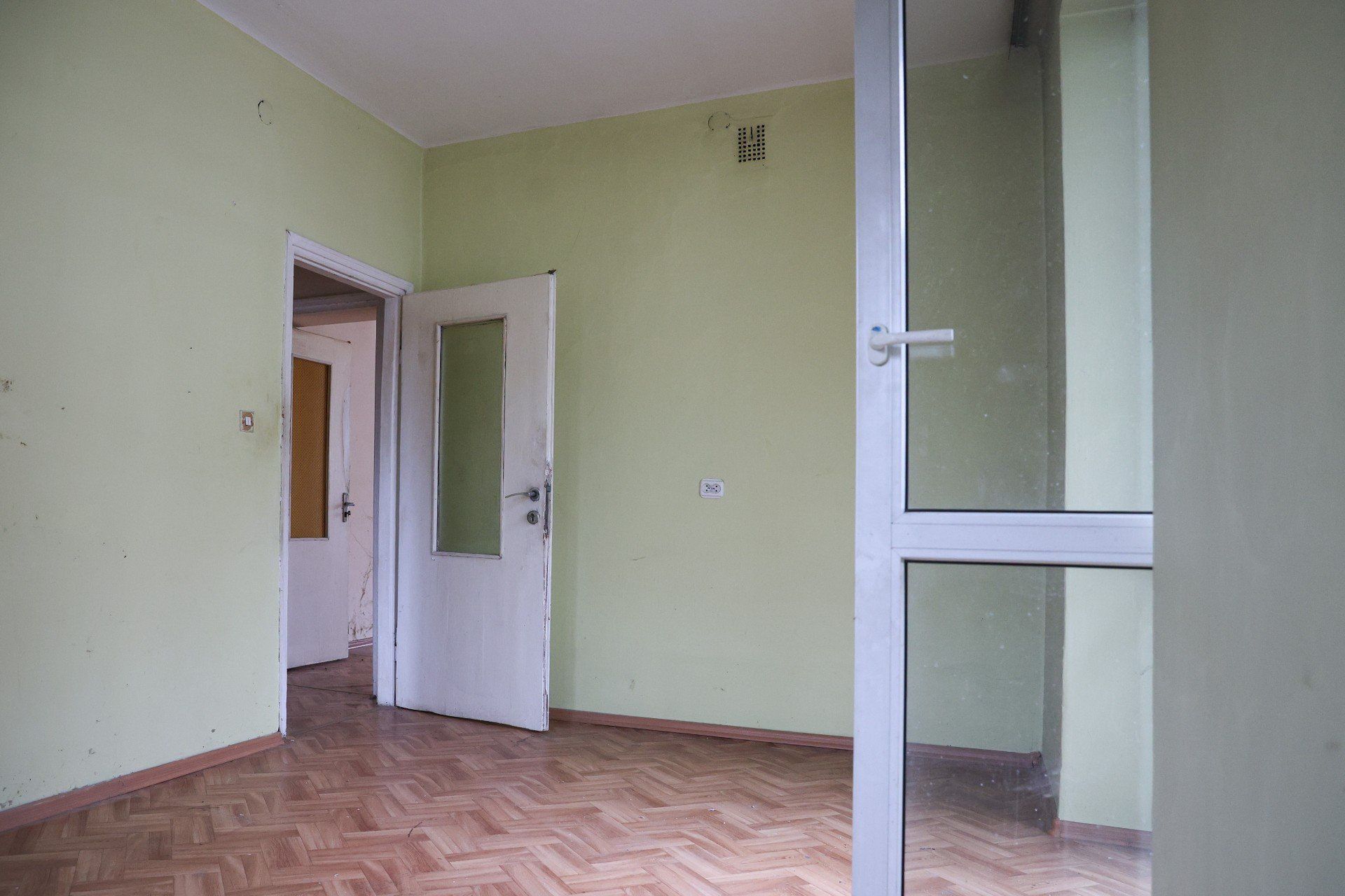 Jedno ze 180 mieszkań, które czekają na krakowian w tym programie, znajduje się na os. Zielonym 21 w Nowej Hucie