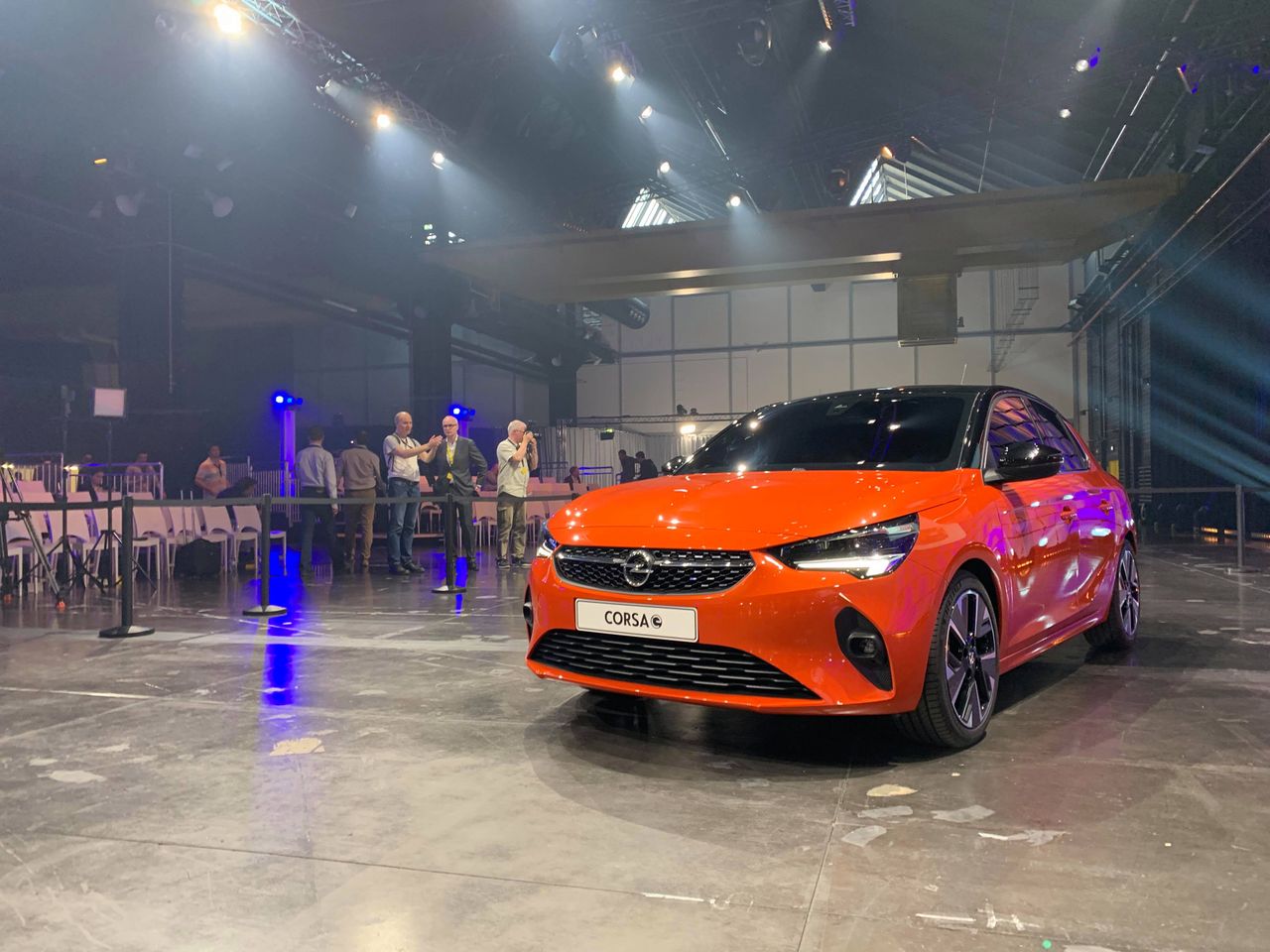 Nowy Opel Corsa-e na żywo