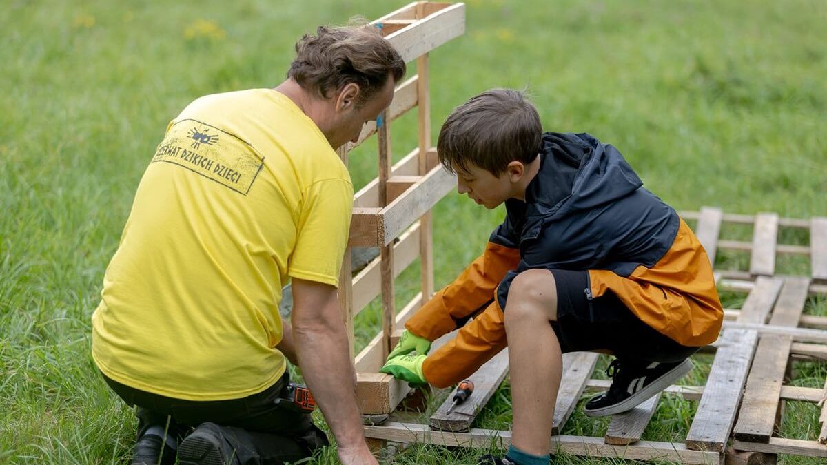 Rezerwat Dzikich Dzieci odbudowany po pożarze w nowej lokalizacji