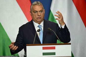 "Poważne zagrożenie". Orban wzywa do zniesienia zakazu Brukseli