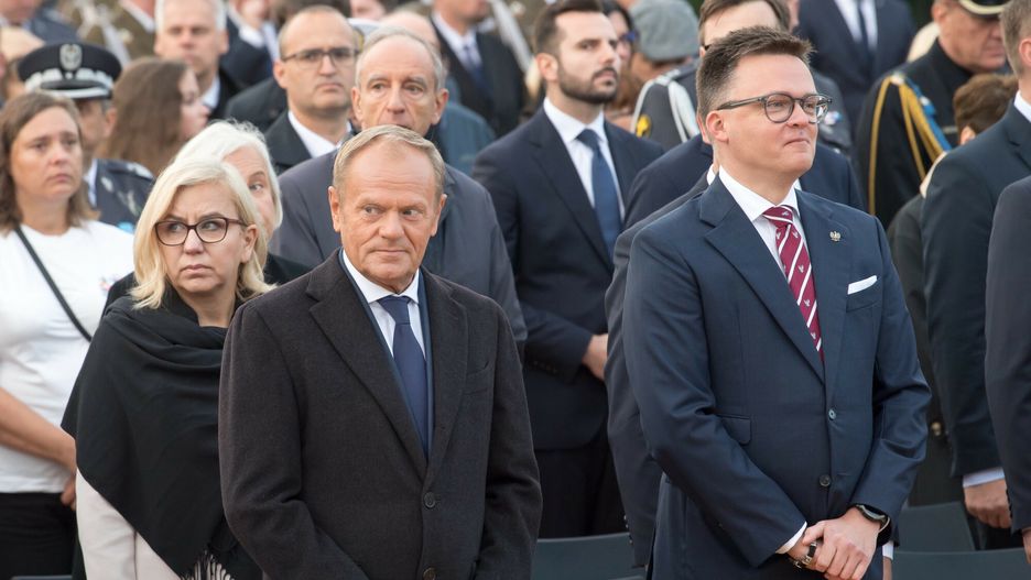 Donald Tusk z Pauliną Hennig-Kloską i Szymonem Hołownią