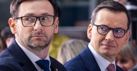 Morawiecki zapowiada prezentację "alfabetu Brauna". Odpowiada też Obajtkowi