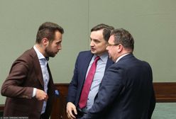 "Bądźmy poważni". Kpiny z nowej nazwy ziobrystów