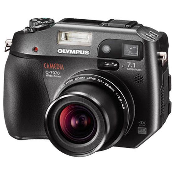 Olympus C-7070 Wide Zoom