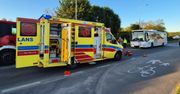 56-latka na hulajnodze wpadła pod autobus. Groźny wypadek w Raciborzu