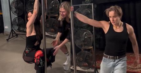 Katarzyna Zillmann i Janja Lesar wywijają na rurze. "JEST OGIEŃ" (WIDEO)