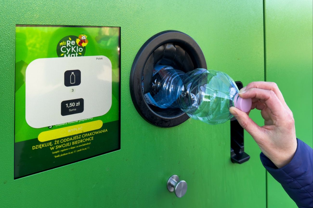 Ta sieciówka podwaja kaucję. Specjalna akcja na majówkę