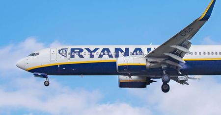 Ryanair zwróci pieniądze za odwołane loty. Przewoźnik podał szczegóły